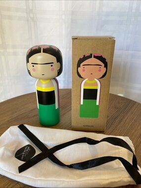 Kokeshi Frida Kahlo Doll Figure Sketch.inc for Lucie Kaas Size 14.5 cm NEW